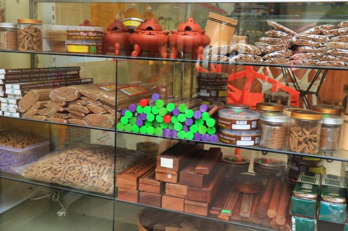 Worm Sting Red Earth QiNan Agarwood Joss Sticks 1.8mm*210mm/Pcs Relaxation Sleeping Aid 8